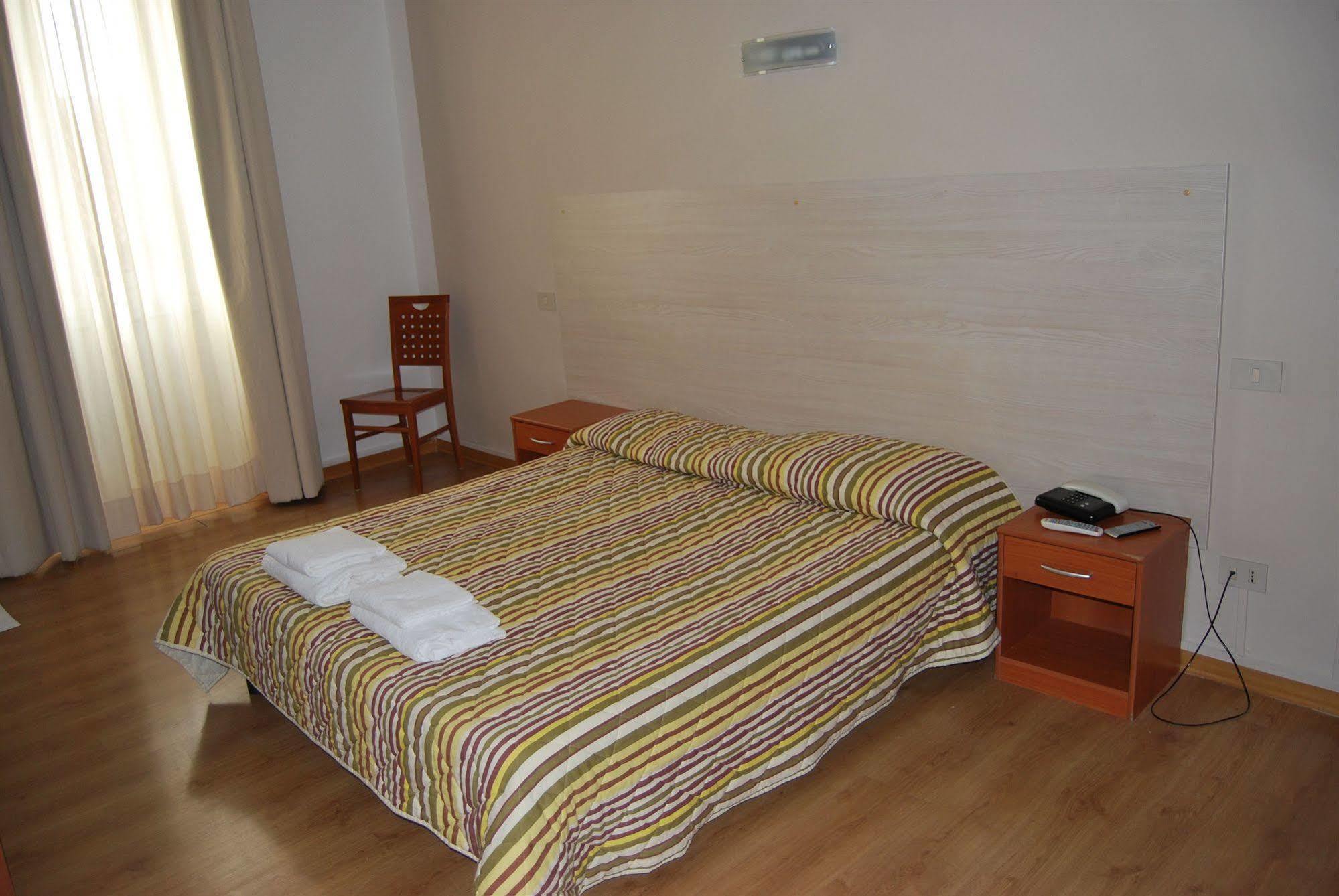 Hotel Alabarda Trieszt Kültér fotó