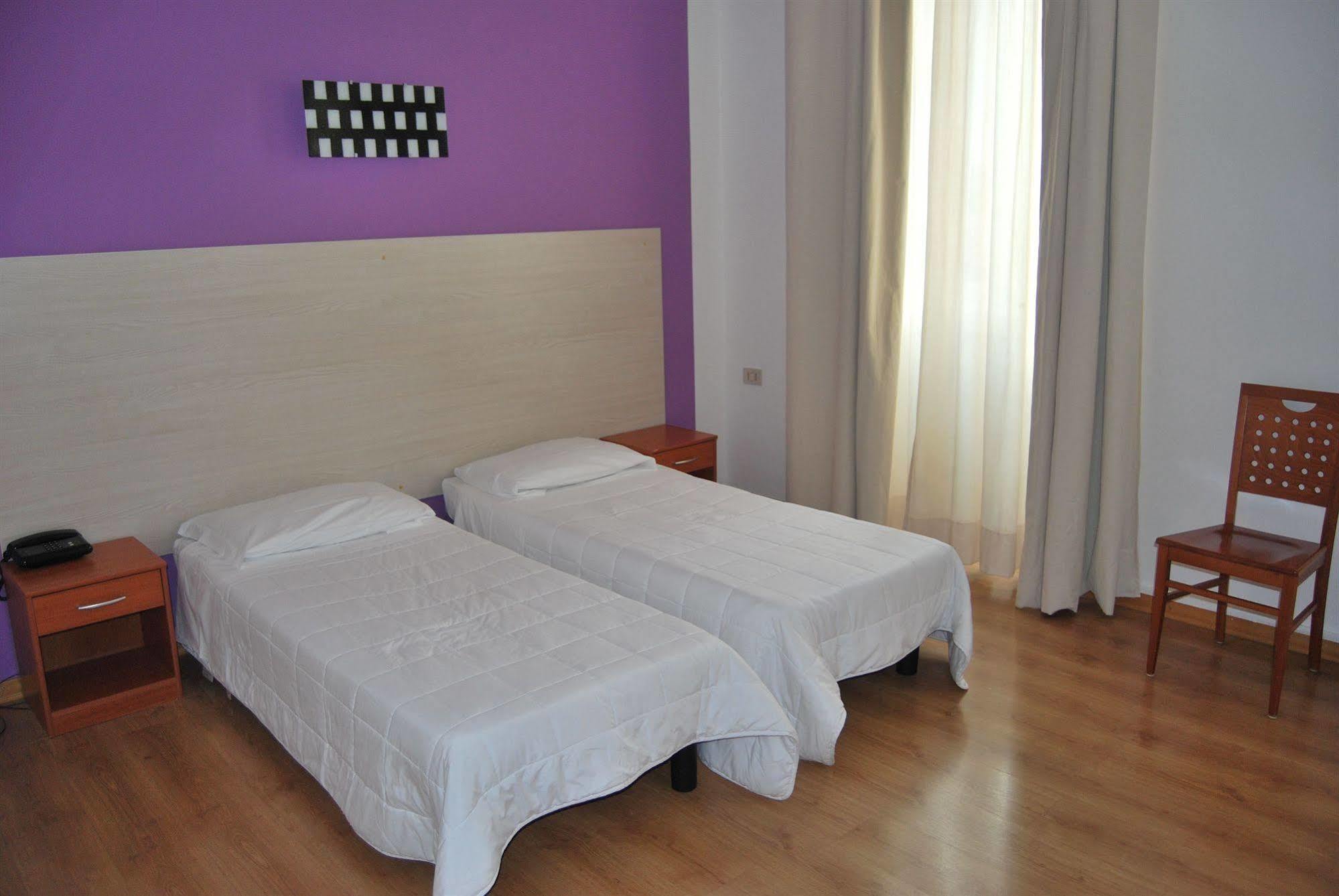 Hotel Alabarda Trieszt Szoba fotó