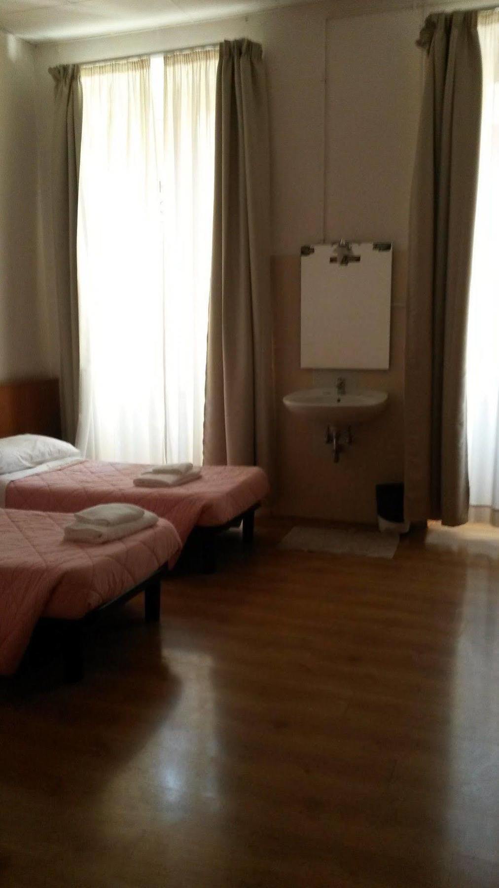 Hotel Alabarda Trieszt Kültér fotó