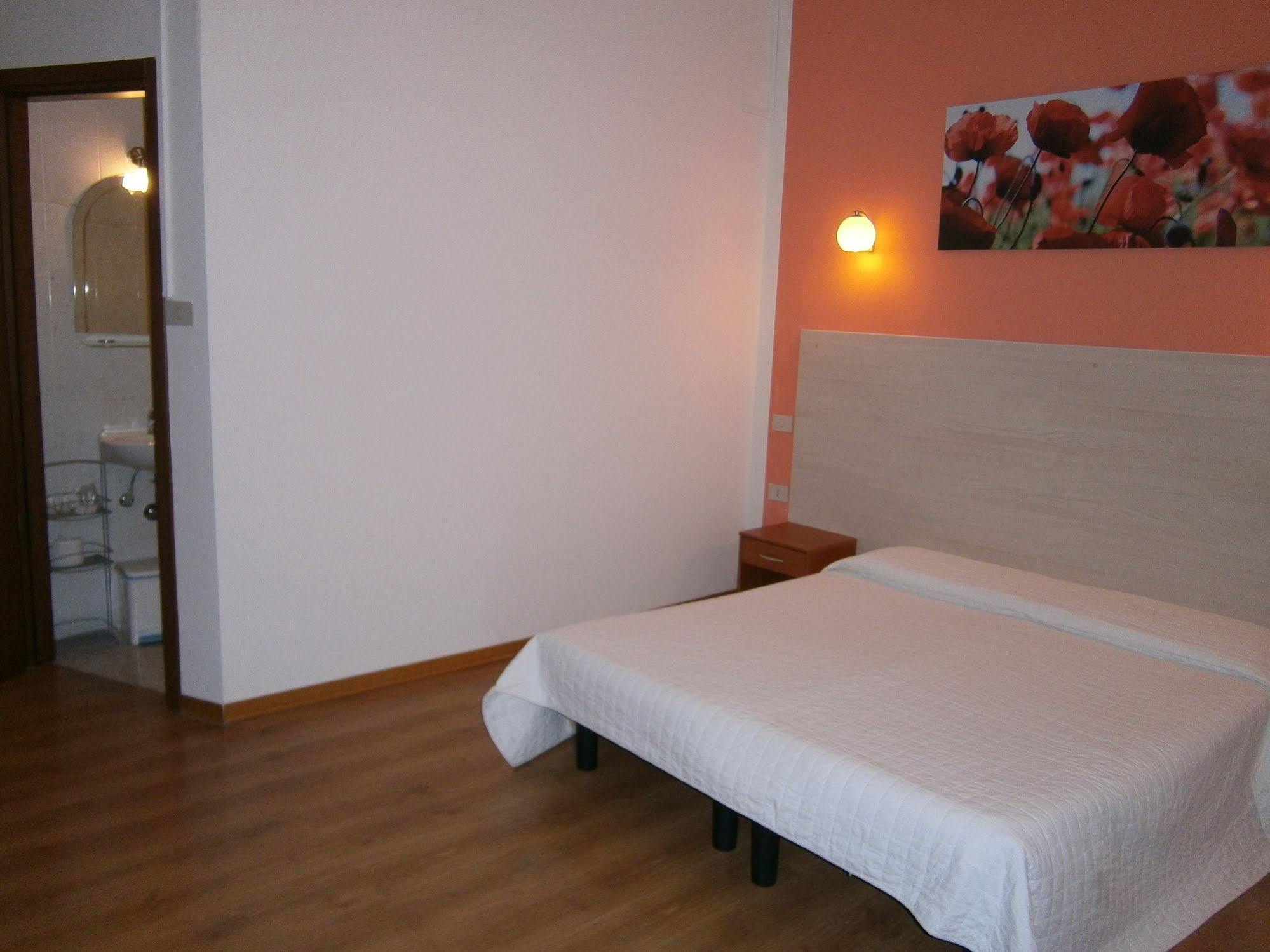 Hotel Alabarda Trieszt Kültér fotó
