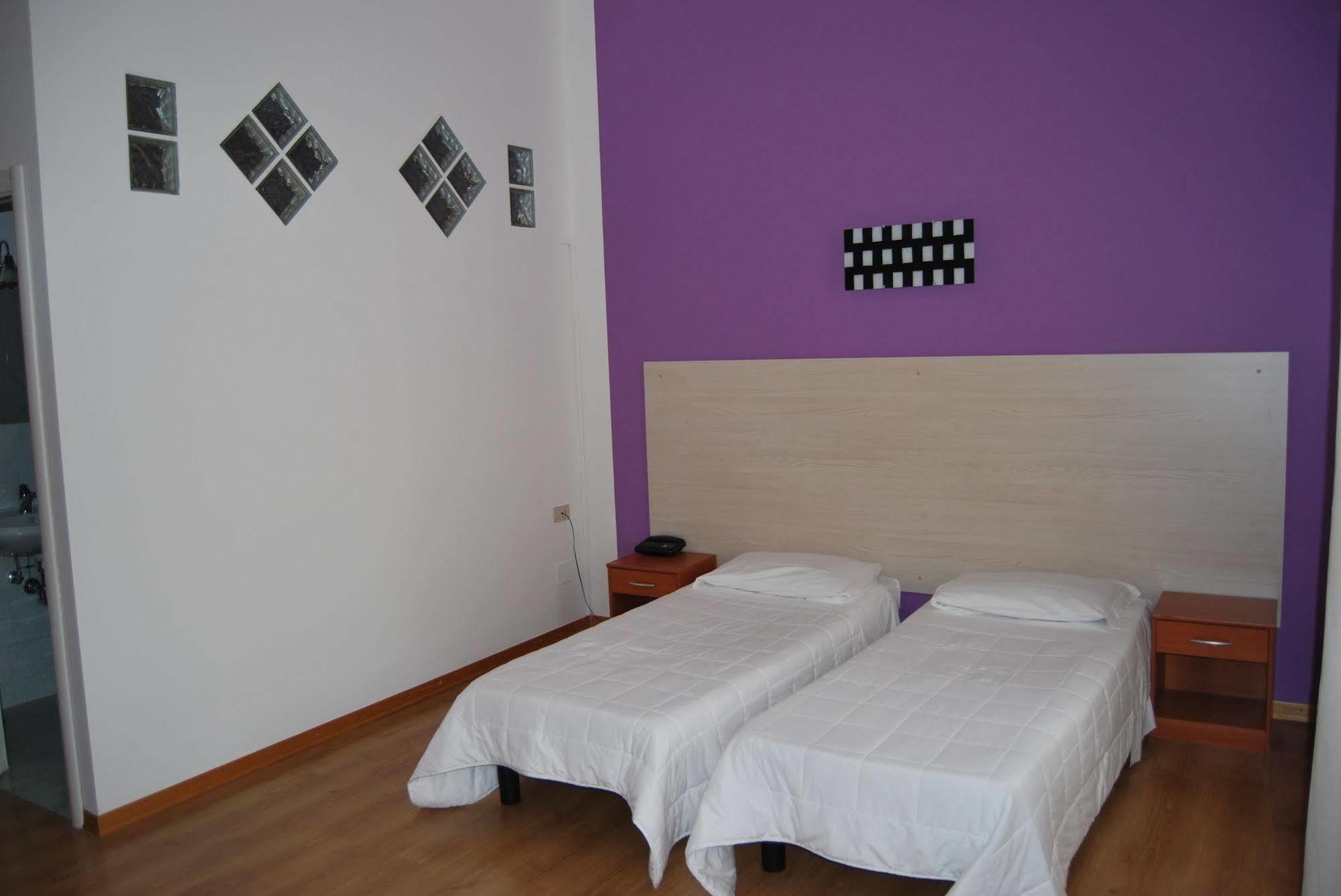 Hotel Alabarda Trieszt Kültér fotó