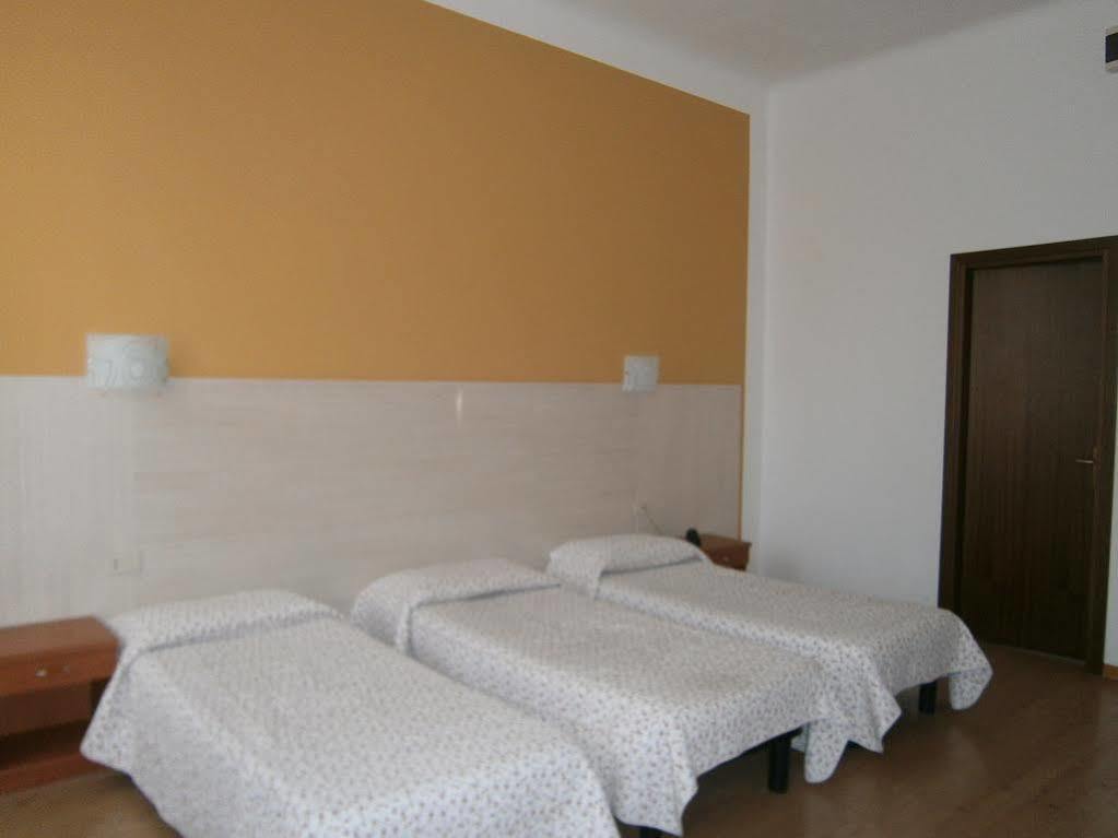 Hotel Alabarda Trieszt Kültér fotó