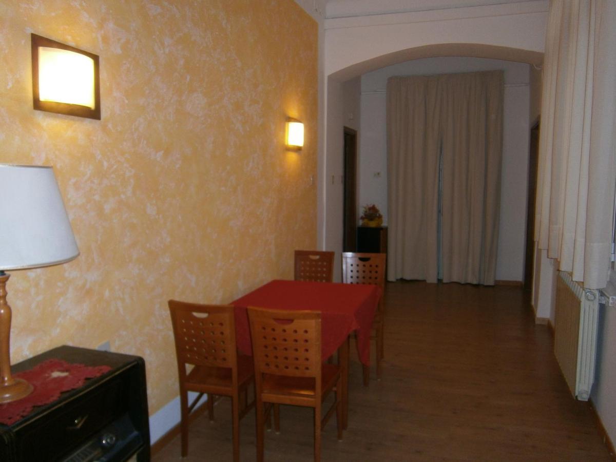 Hotel Alabarda Trieszt Kültér fotó